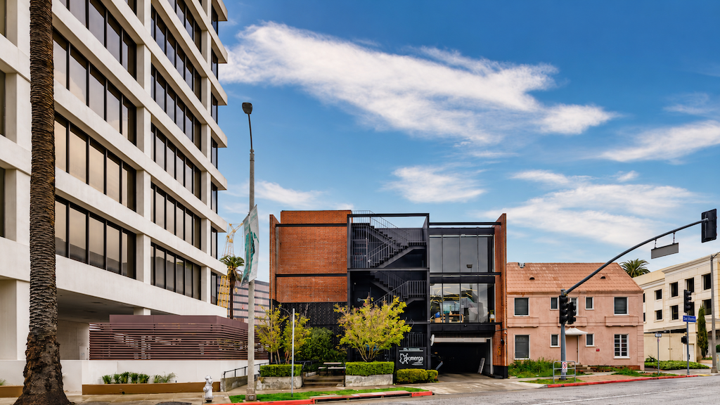 Beverly Hills Business Address - Building Location