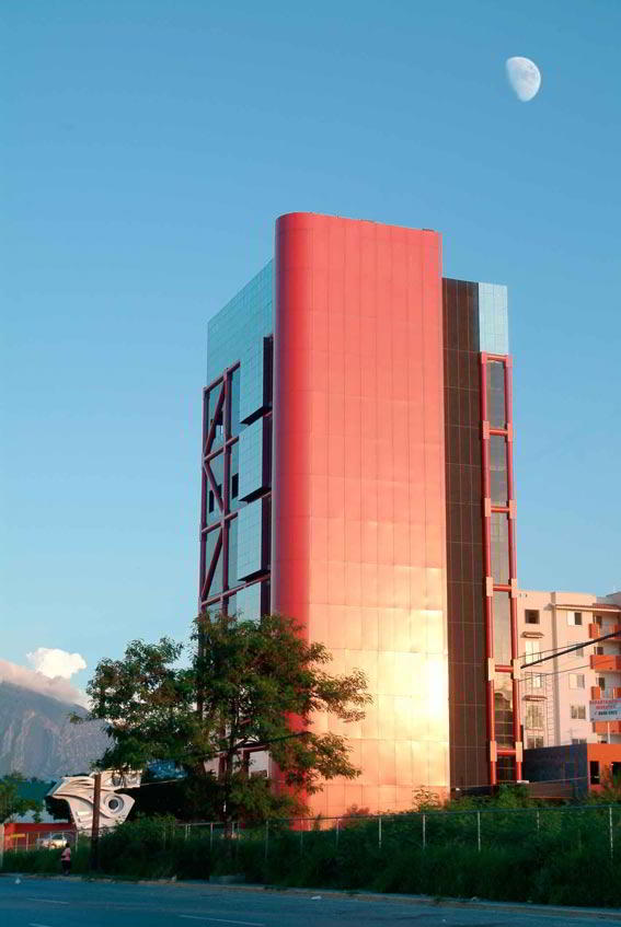 Monterrey Virtual Office - Building Facade