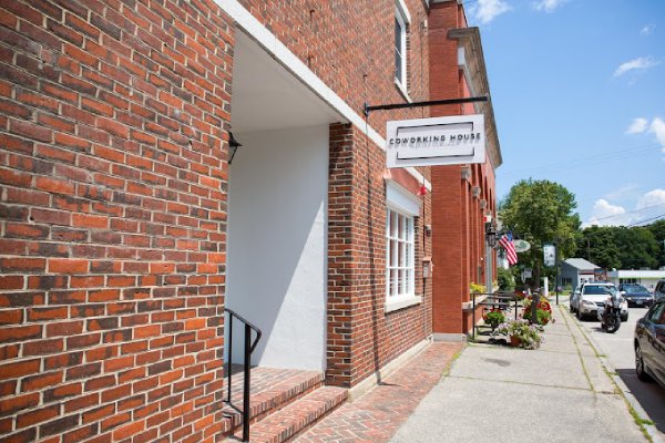 52 Nashua Street , Milford, 
                            NH
             
             03055