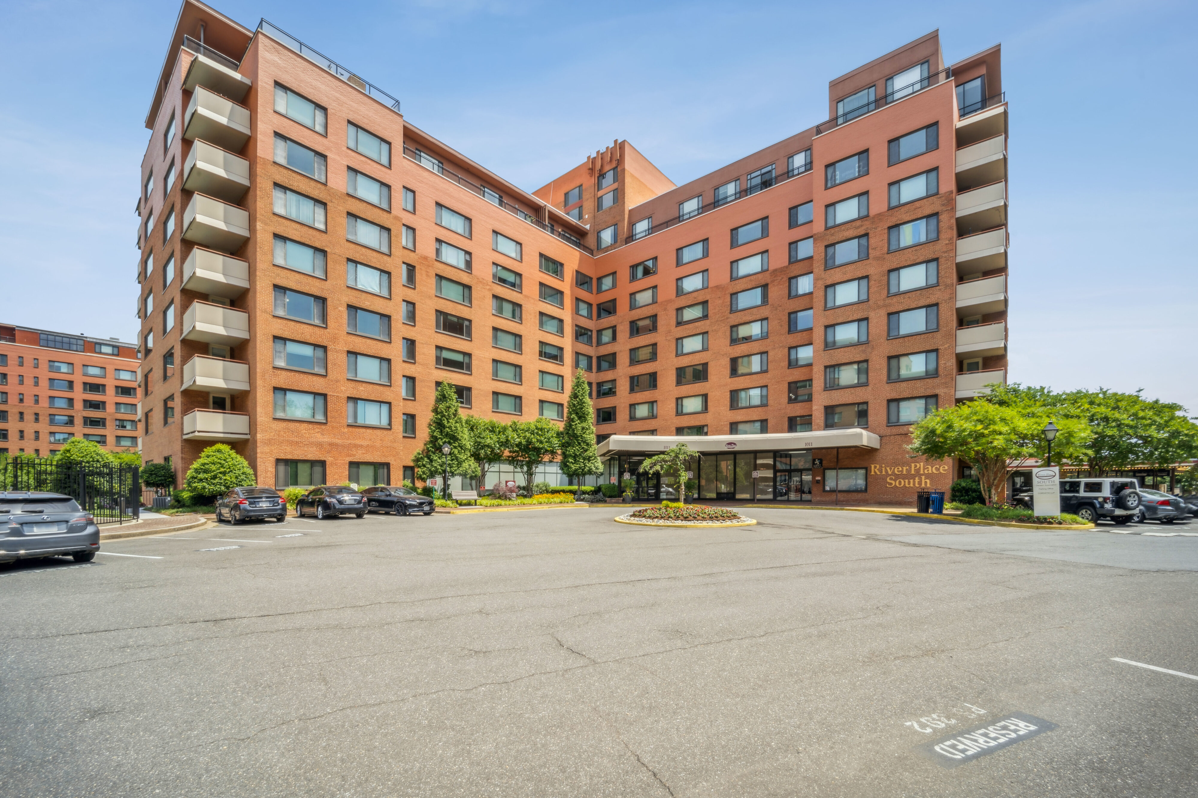 Arlington Virtual Office Address Location,Arlington Business Address - Building Location,Arlington Virtual Business Address, Office Location