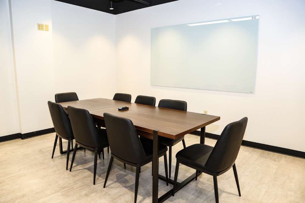 Midland Tower Conference Rooms at 223 West Wall St.