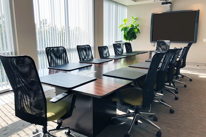 Nice Conference and Meeting Rooms in Aliso Viejo