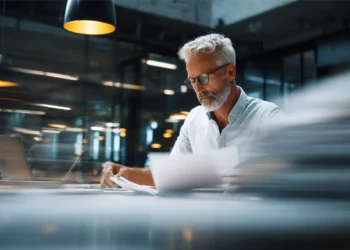 Virtual Offices for CPA Firms (2026): Compliance, Client Trust & Tax-Season Workflow 